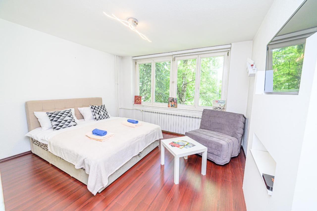 Appartamento Beautiful cozy Studio close to City Center Sarajevo Esterno foto