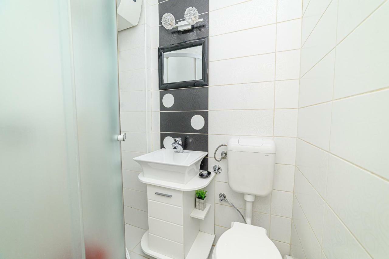 Appartamento Beautiful cozy Studio close to City Center Sarajevo Esterno foto